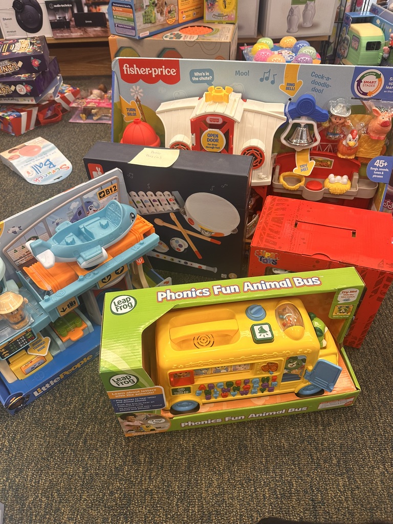 Learning toys and pretend-play gifts prepared for children